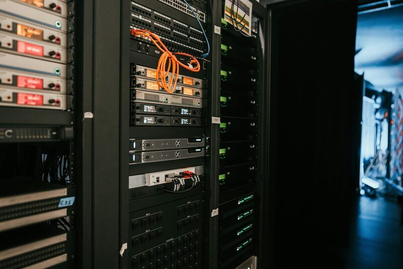 AI boom forces data centers to prioritize efficiency